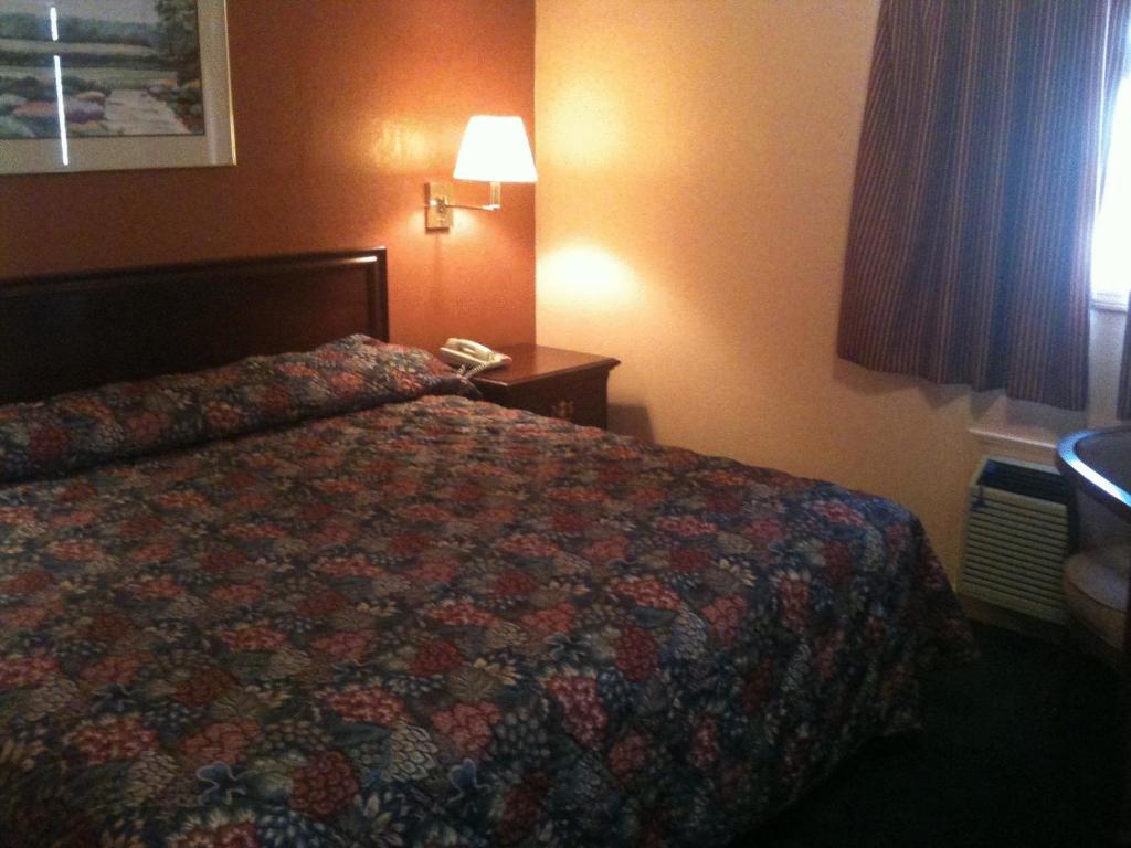 Lexington Inn Room photo